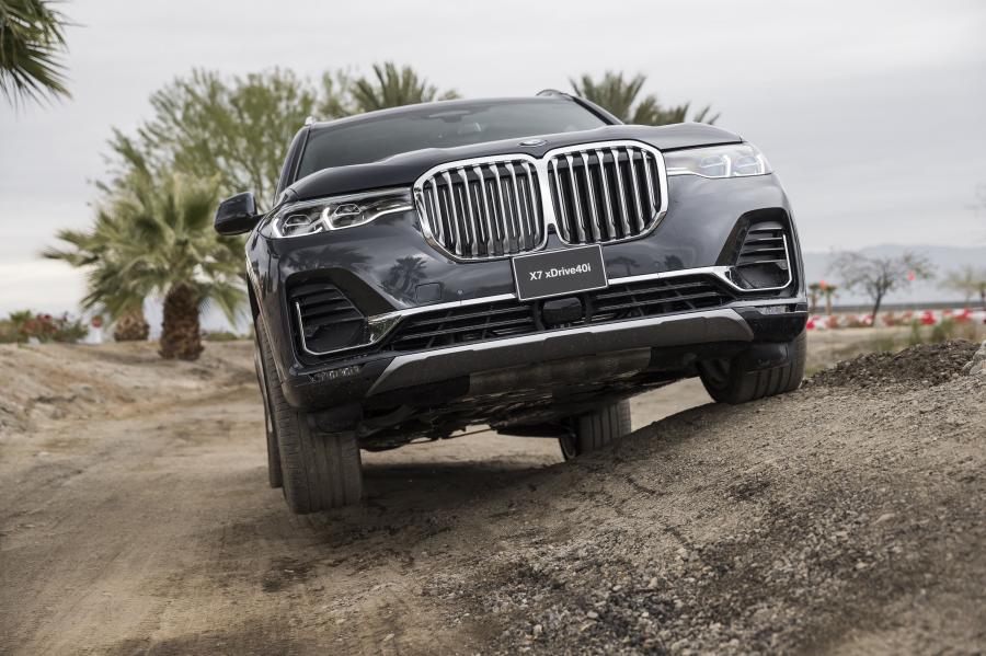  BMW X7 xDrive40i Design Pure Excellence (G07) 2019 года  (NA) (фото 16 из 42)